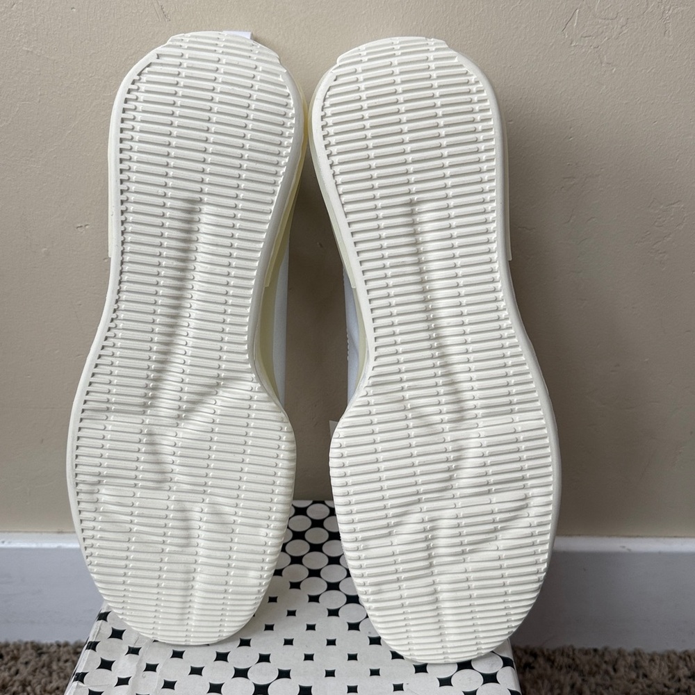ADIDAS STELLA McCARTNEY TREINO - WOMENS 9.5 - Picture 5 of 8